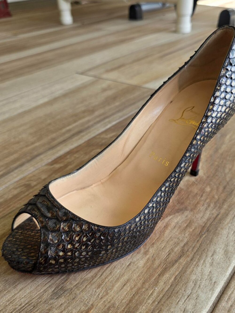 Christian Louboutin Snakeskin Open Toe Lady Peeps Grey Pumps. Eur.40.5